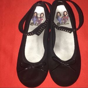 DESCENDANTS WOMAN SHOES SIZE 5
